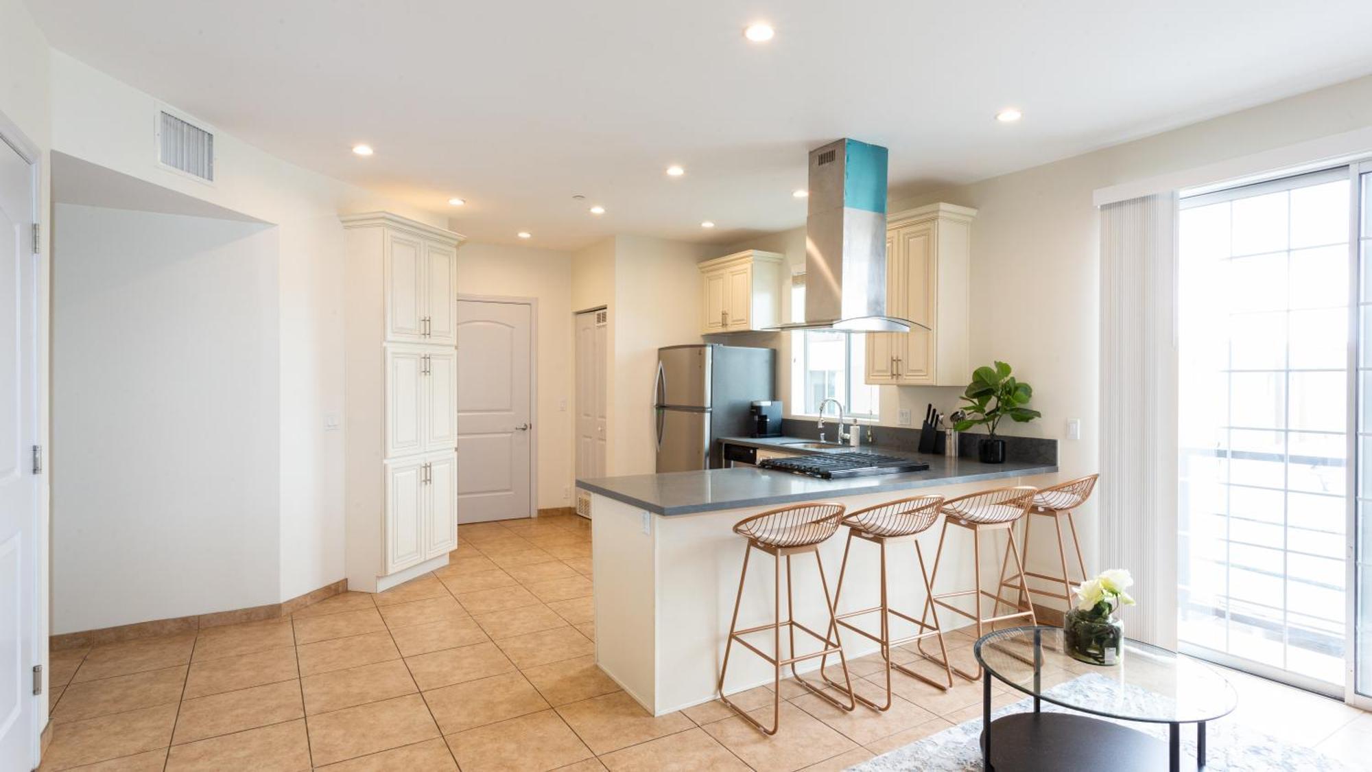 Three-Bedroom Hollywood Condo 로스앤젤레스 외부 사진