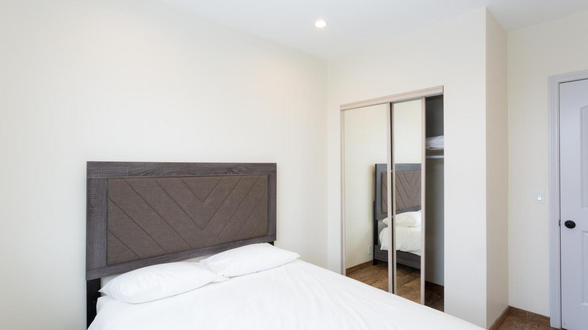 Three-Bedroom Hollywood Condo 로스앤젤레스 외부 사진