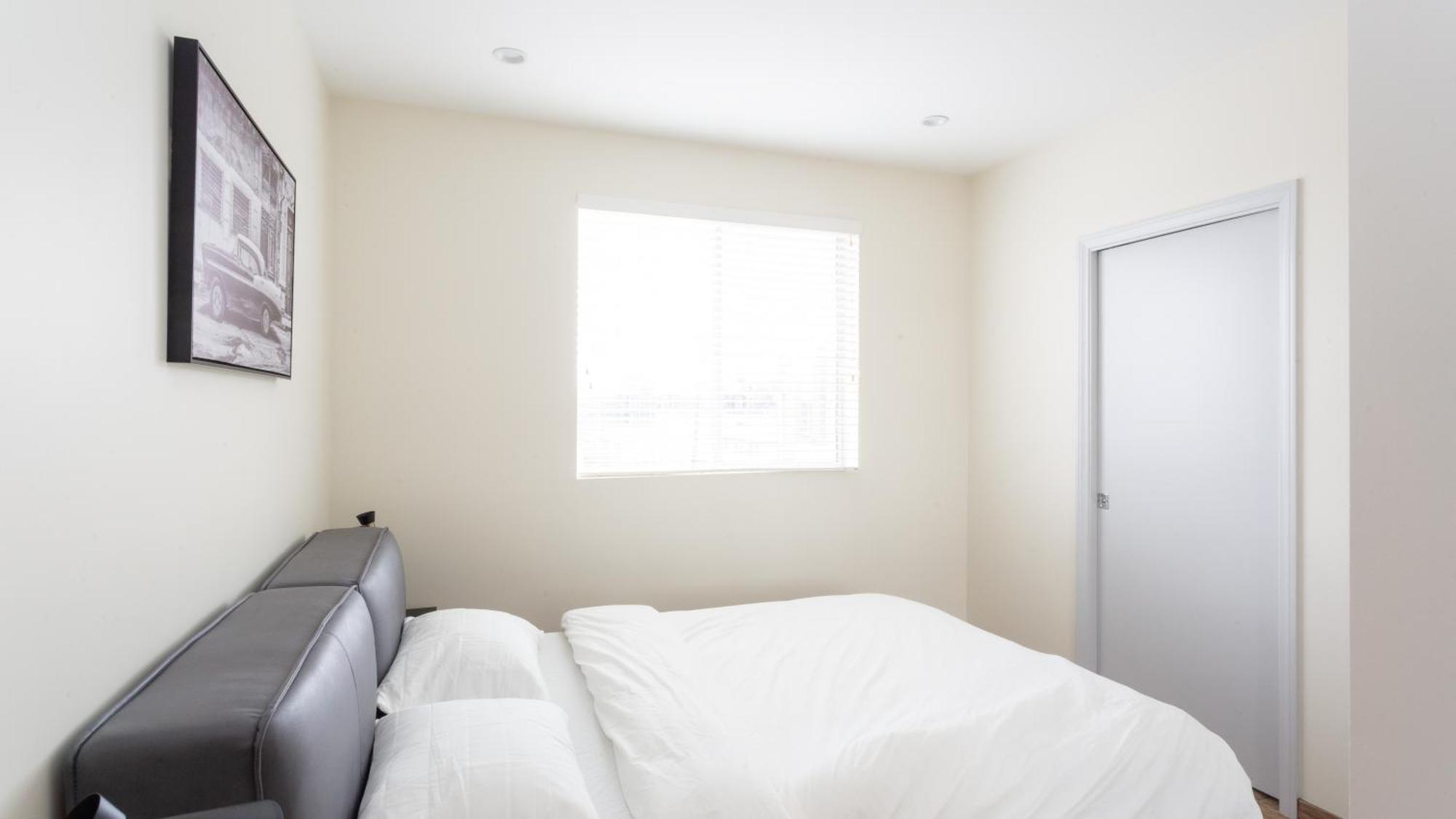 Three-Bedroom Hollywood Condo 로스앤젤레스 외부 사진