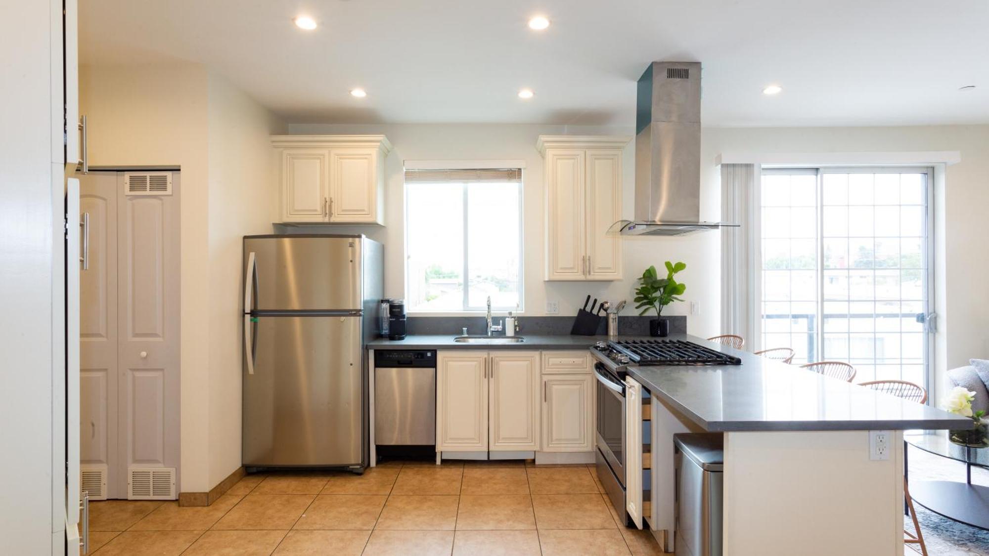 Three-Bedroom Hollywood Condo 로스앤젤레스 외부 사진